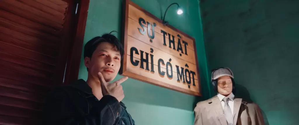 越南演員Anh Tú Atus新片上映10天 偵探角色引發討論 · 報道配圖
