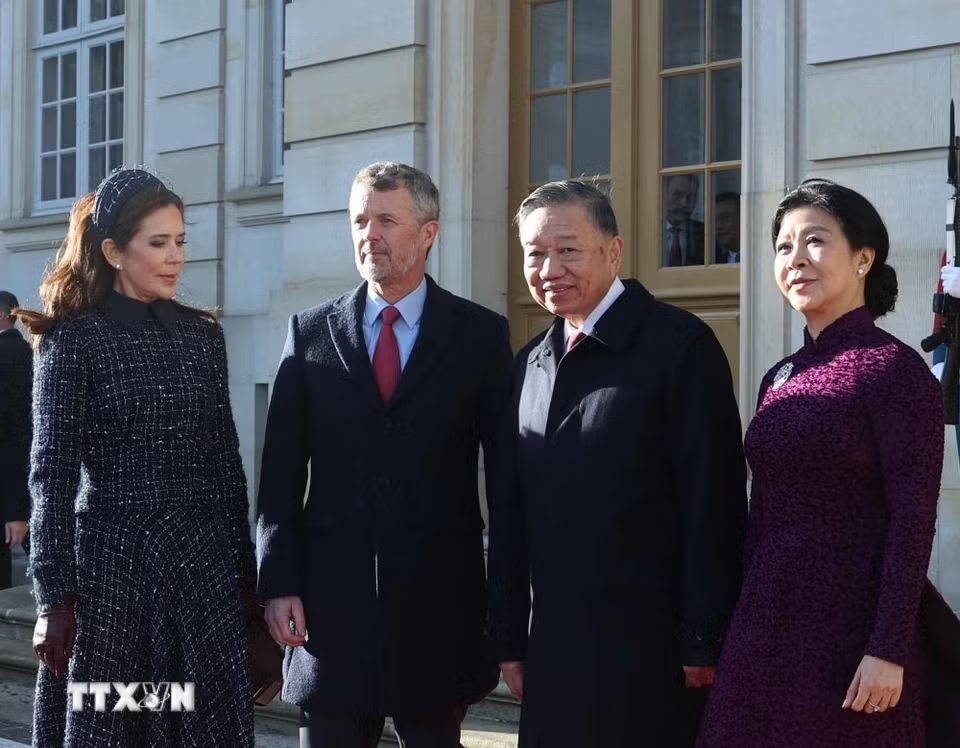 总书记、国家主席苏林会见弗雷德里克十世国王