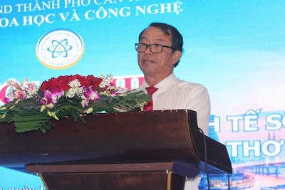 芹苴市新福兴乡完成533份党员档案数字化 · 报道配图