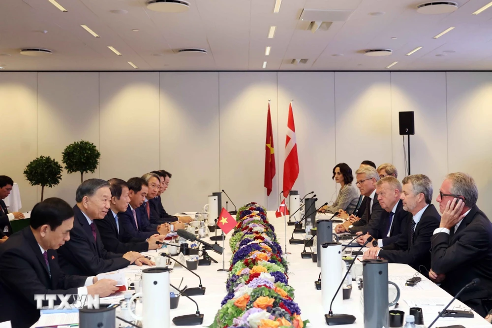 苏林与丹麦国王会见丹麦企业