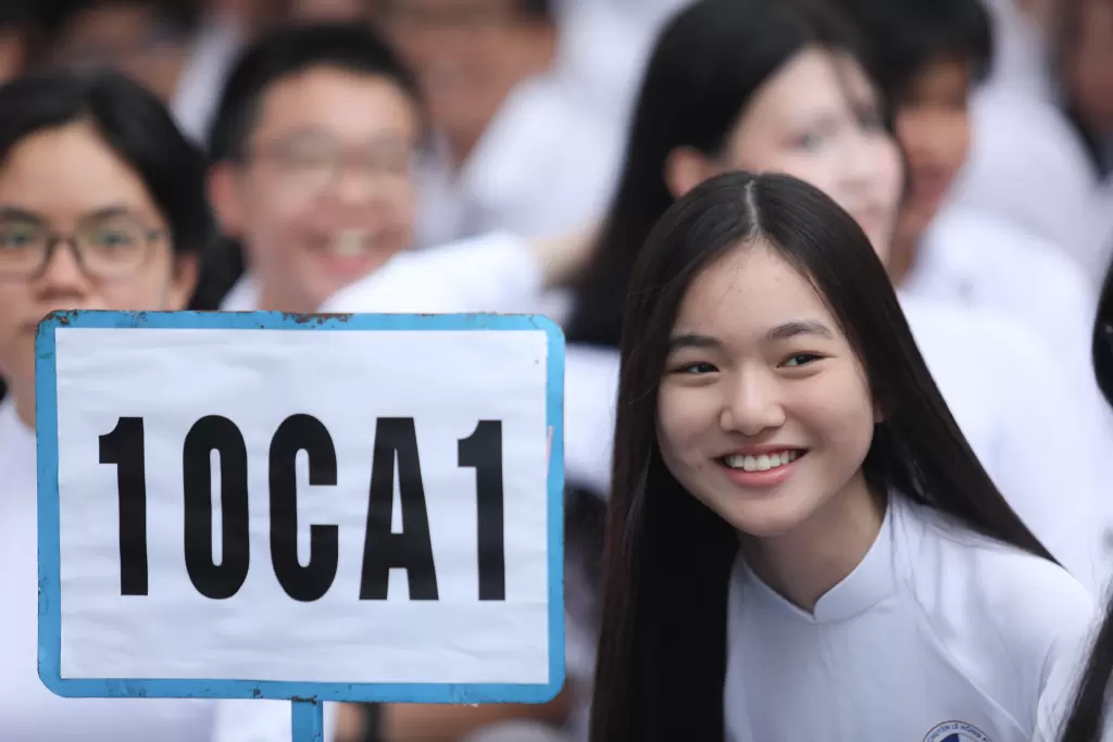 越南教育部新规:小学启用数字学籍,中学可机考 · 报道配图
