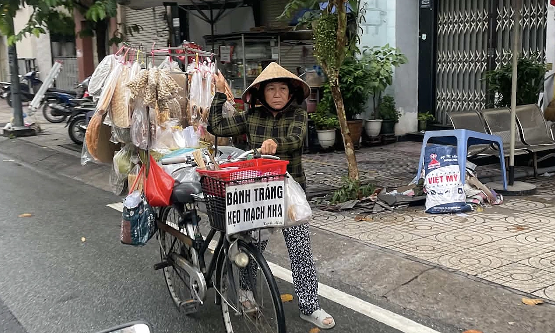 胡志明市約160個街頭攤點被標註上谷歌地圖 · 報道配圖