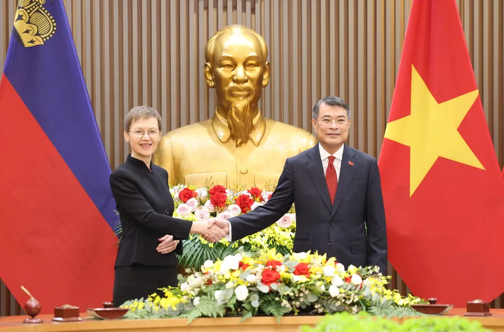 列支敦士登首相哈斯首次访越，越南总理黎明兴主持欢迎仪式 · 报道配图