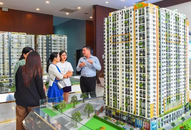 越南房地产专家称市场周期或缩短至3至4年 · 报道配图