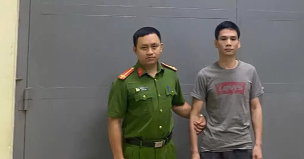 兴安省盗窃案通缉犯武成达向警方投案