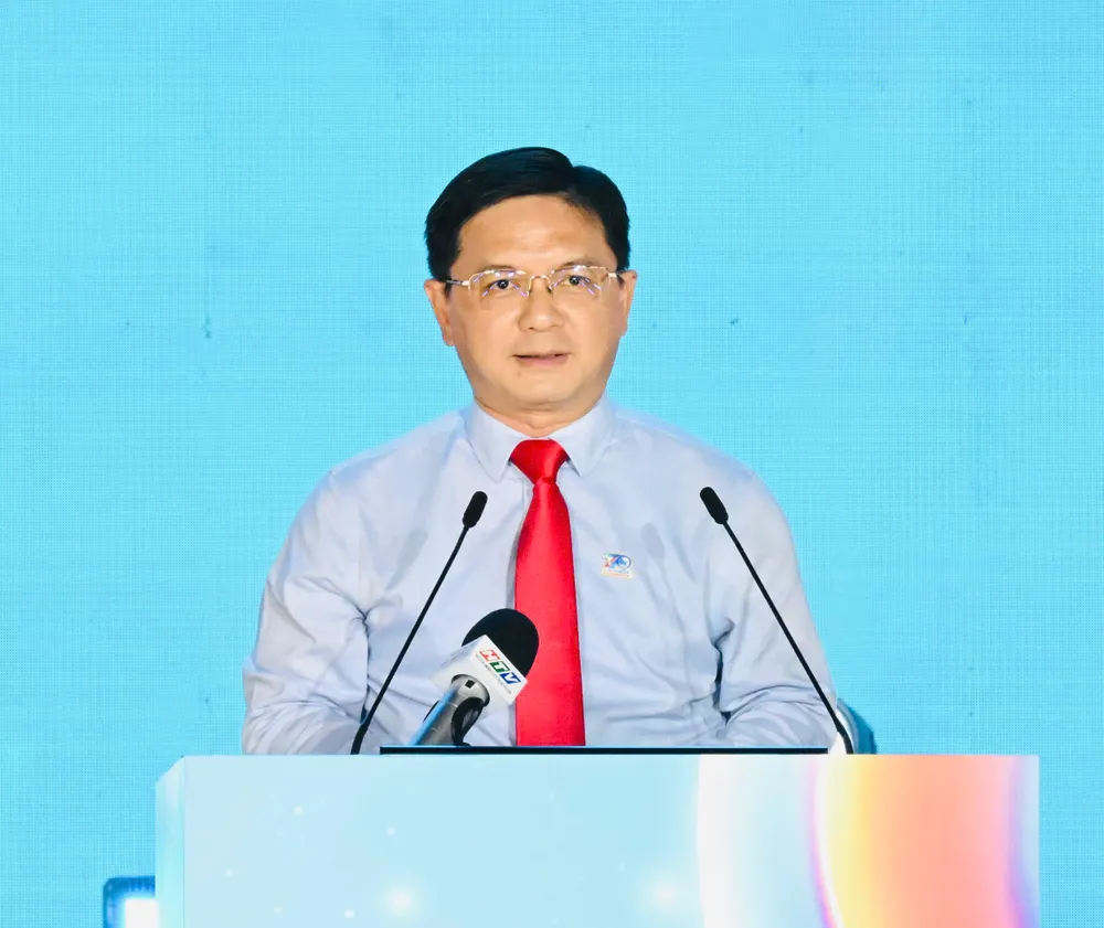 阮孟强在纪念活动上发言