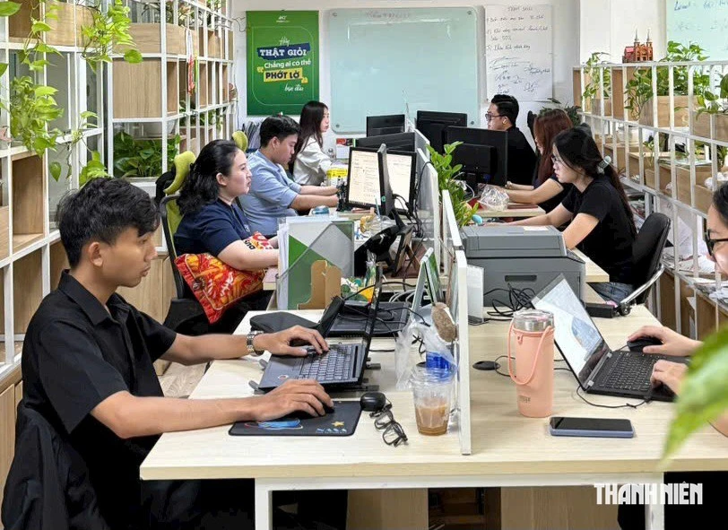 有AI辅助工作时,劳动者是否需要每天工作满8小时?