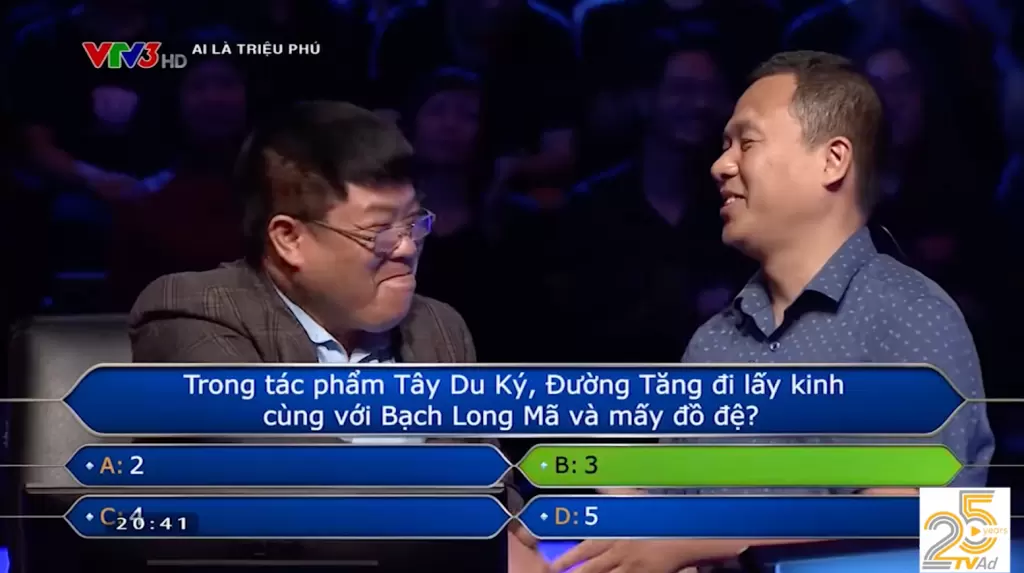 越南《百万富翁》节目西游题选手用求助权答对100万越南盾 · 报道配图