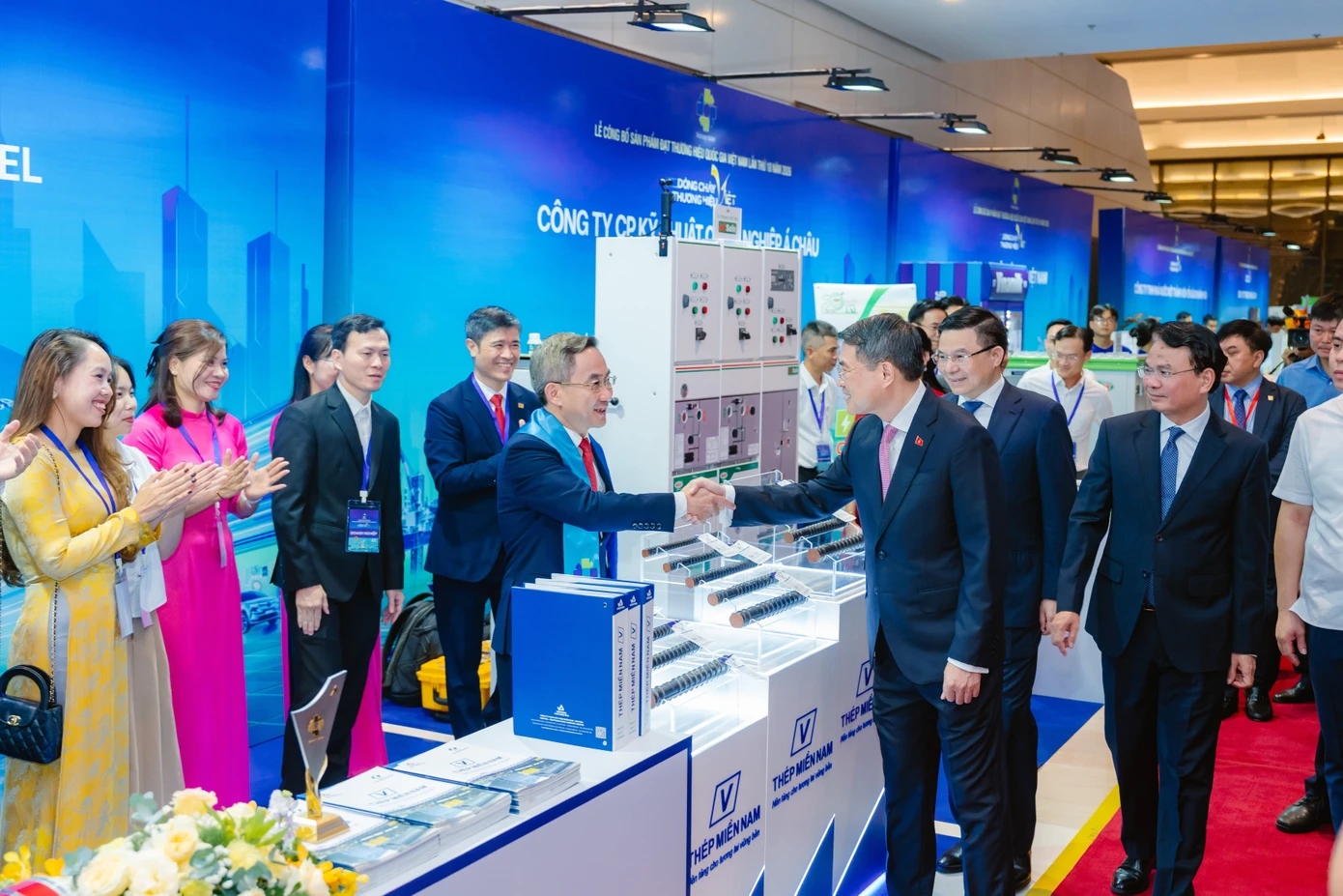 越南国家品牌2026评选揭晓，VNSTEEL旗下6个产品线再获认证 · 报道配图