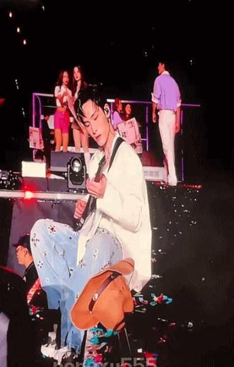 Wren Evans 吉他演奏登场