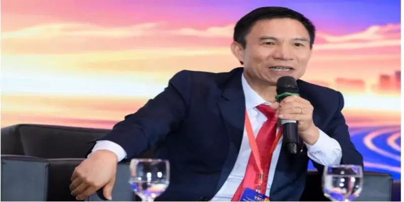 山罗高强股份公司董事会主席乔文末