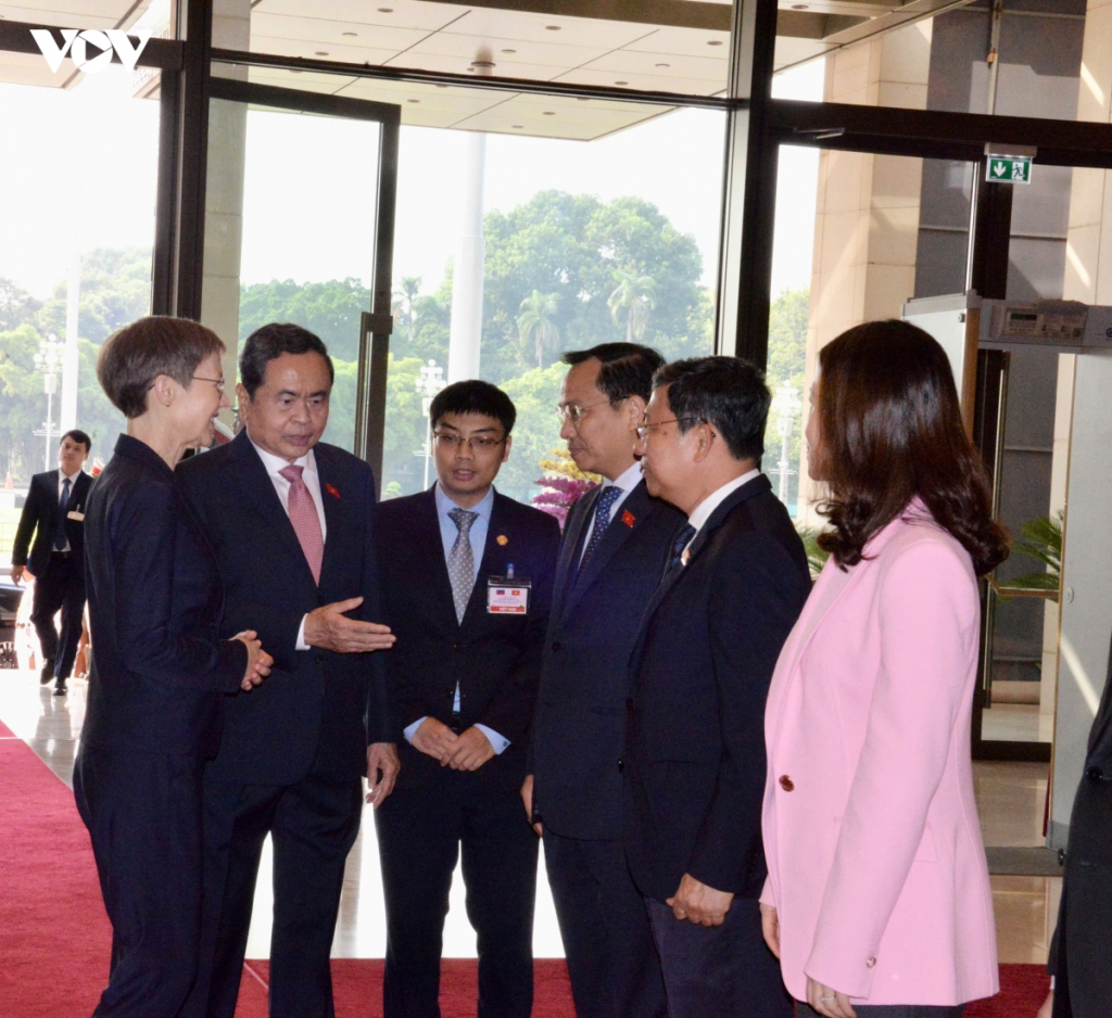 國會主席陳青敏會見列支敦士登首相布里吉特·哈斯