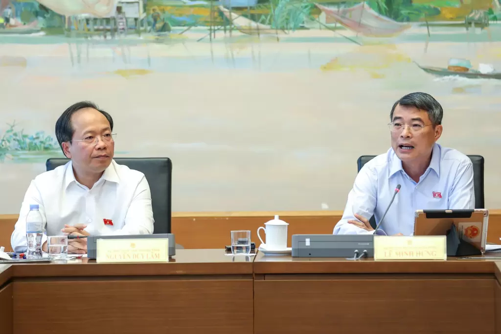 黎明興總理在會上發言
