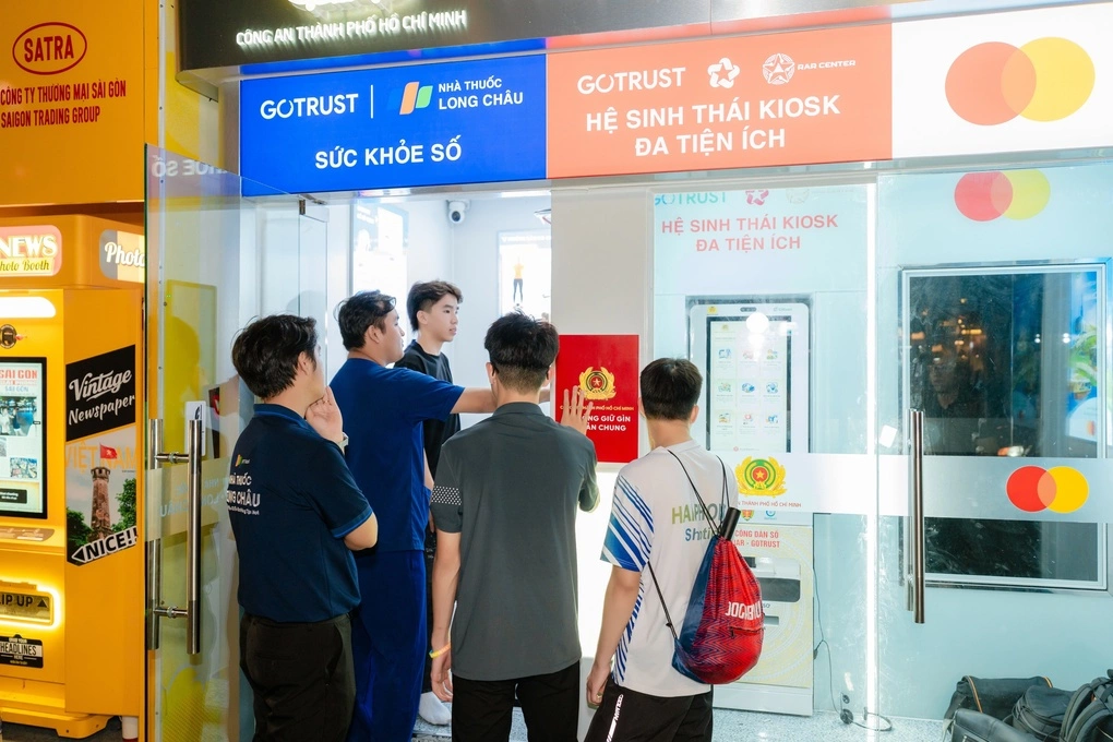 Long Châu连续两年获APEA亚洲卓越企业奖 · 报道配图
