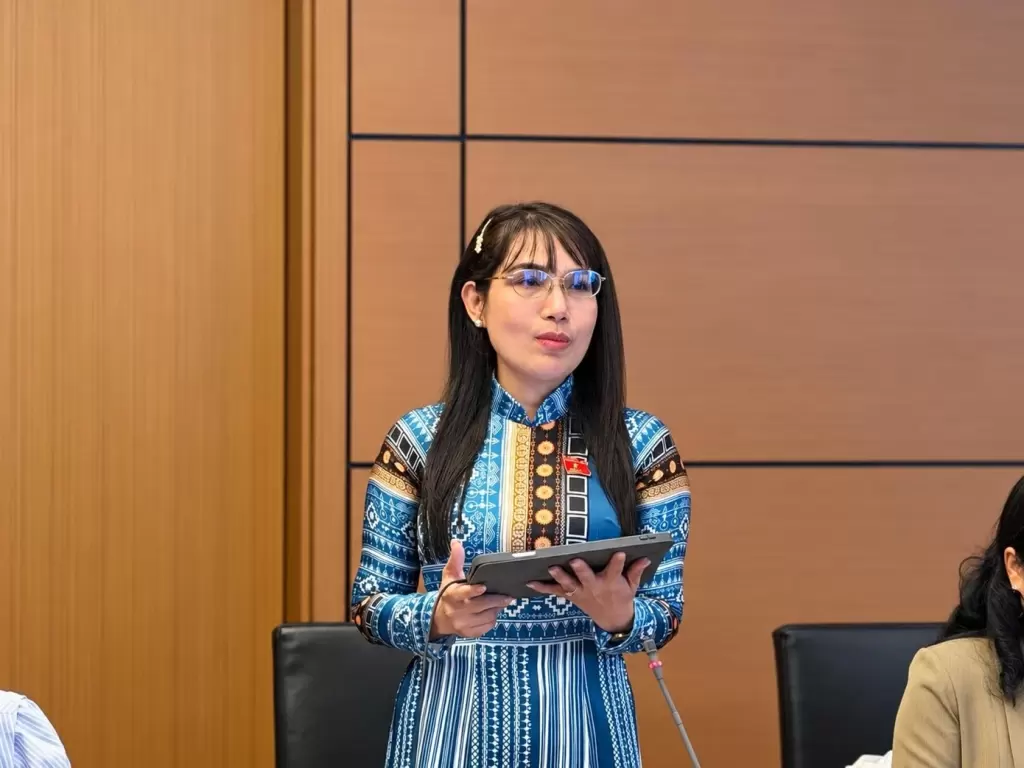 越南國會代表討論加薪與生活成本上漲脫節問題