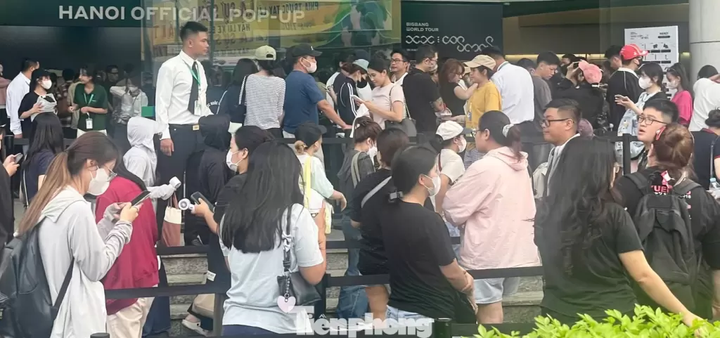《哥哥》2026首场演唱会在河内举行,近5万观众到场 · 报道配图