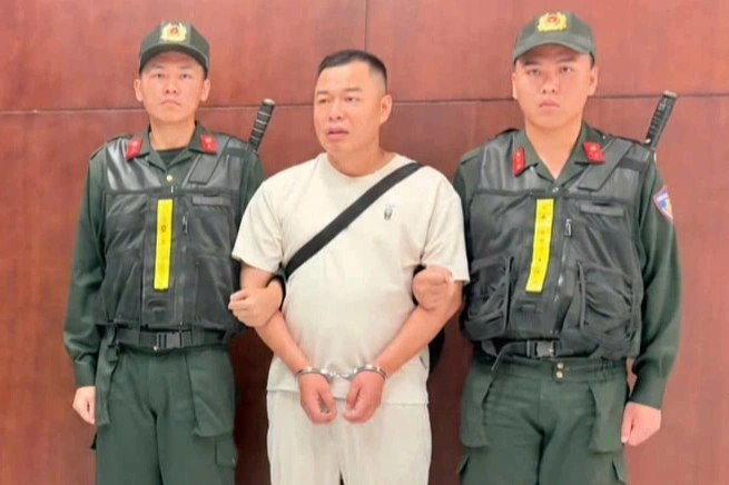 胡志明市警方以涉嫌侵犯工业产权逮捕孙鹏 · 报道配图