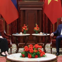 越共中央总书记、国家主席苏林会见列支敦士登公国首相布丽吉特·哈斯。