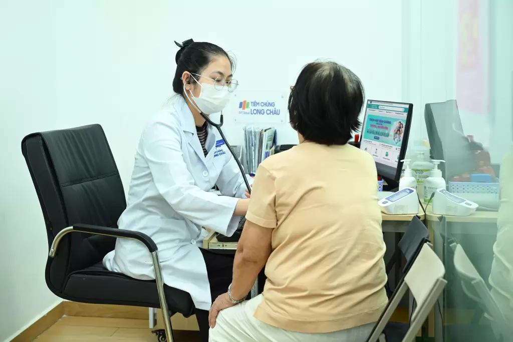 河內及胡志明市兒童流感病例增加,部分患兒出現肺炎 · 報道配圖