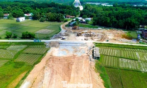 宣光省近120億越南盾供水項目停工，逾500戶居民缺乏衛生用水 · 報道配圖