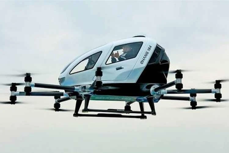 河内拟在和平高科技区试点EHang无人驾驶飞行器