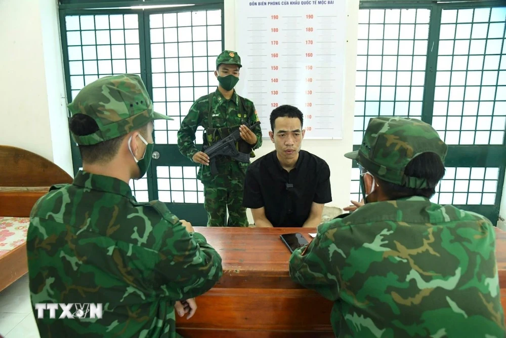 越通社警示“轻松高薪”招工信息背后的非法出境陷阱 · 报道配图