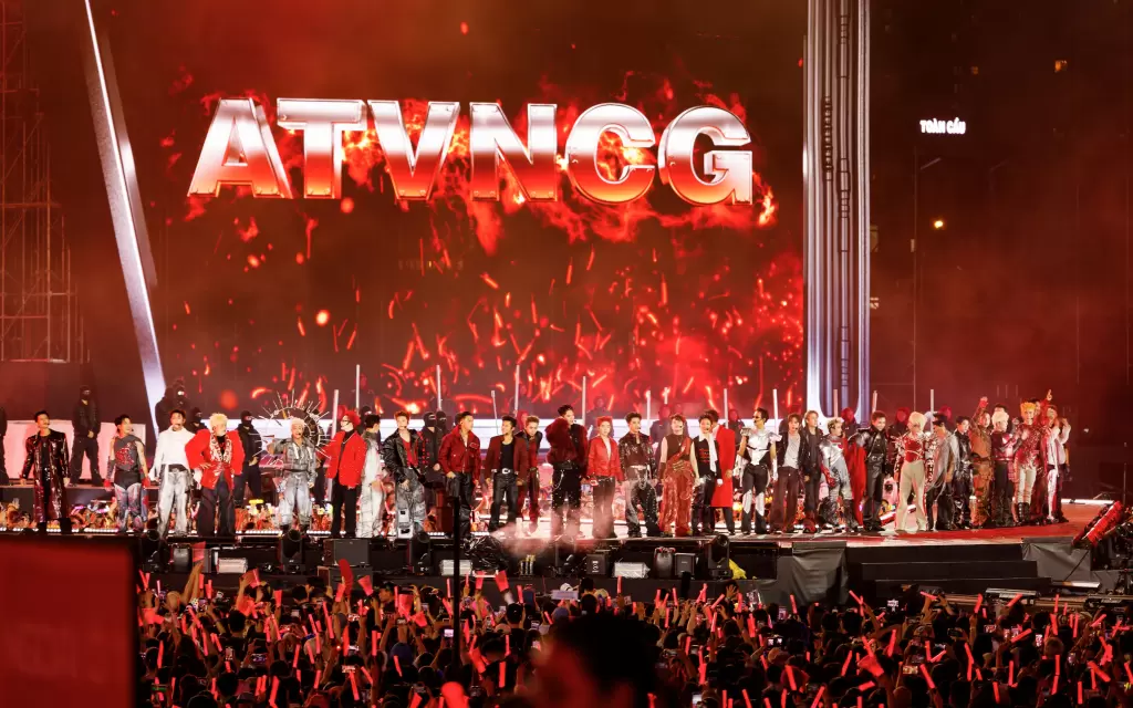 《哥哥們跨越千重山》演唱會收官 主辦方未確認是否加場 · 報道配圖