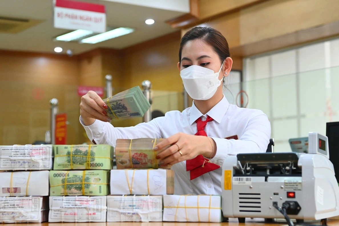 越南新法令明確競賽稱號獎金按基準工資計算 · 報道配圖