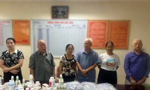 起诉生产假中药团伙，掺入西药以产生即时效果