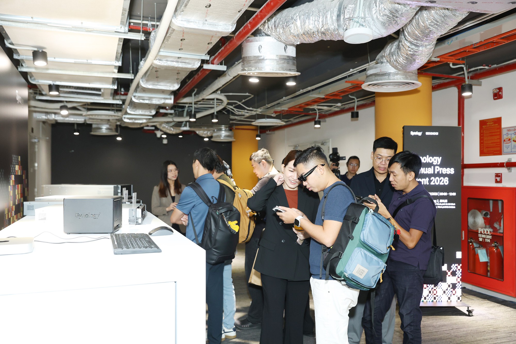 胡志明市調查:56.7%越南企業視數據安全為AI部署最大障礙 · 報道配圖