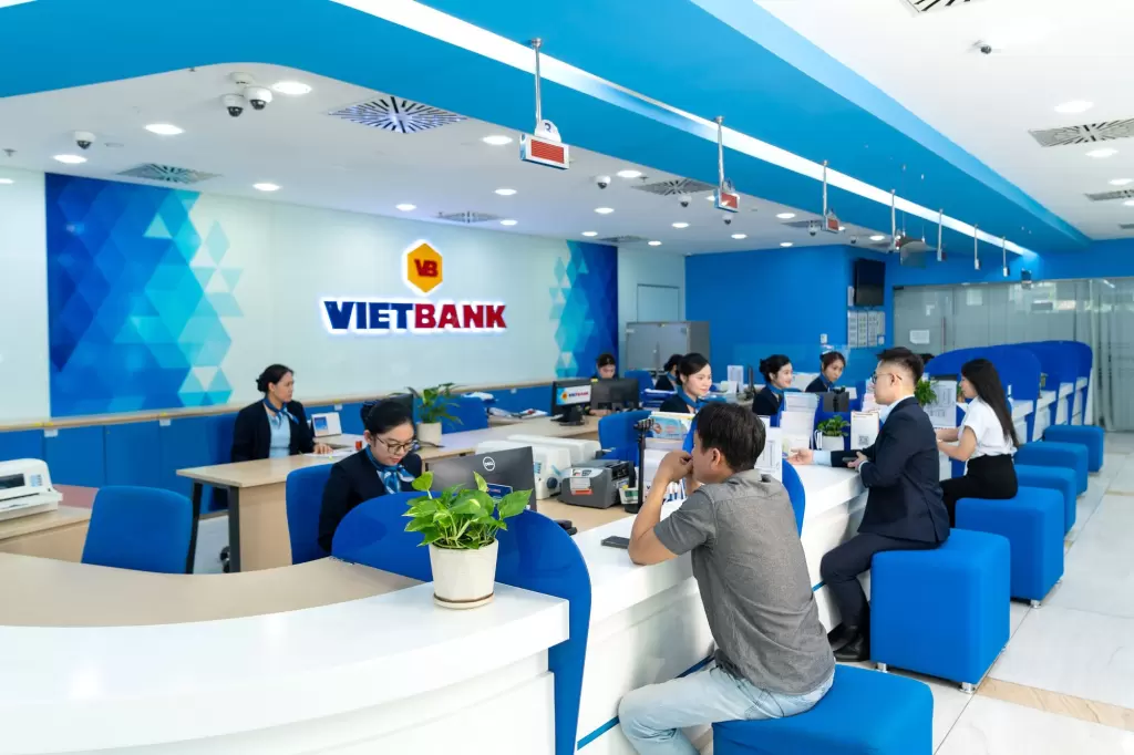 Vietbank推出3000亿越盾优惠信贷包并下调存款利率 · 报道配图