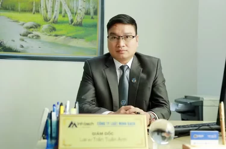 律师陈俊英
