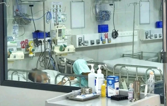 胡志明市一班级出现脑膜炎球菌病例，医院提醒评估密接者 · 报道配图