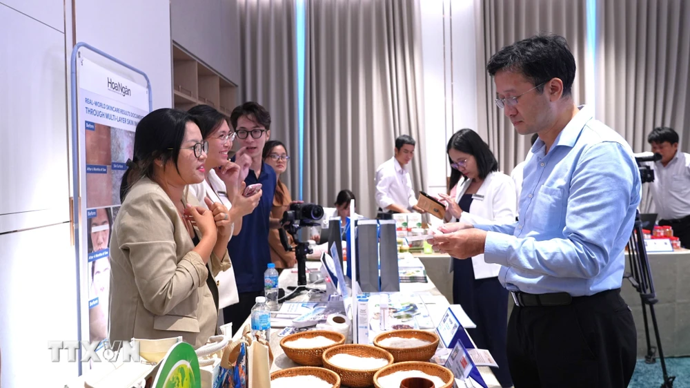 香港企业了解西宁和永隆的特色产品