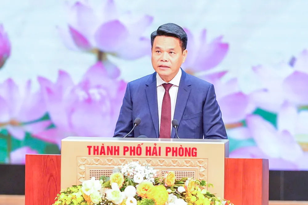 海防举行胡志明首次视察80周年纪念活动 · 报道配图