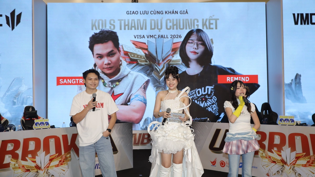 西贡幻影4比1胜Noob Team夺VMC秋季赛冠军 · 报道配图