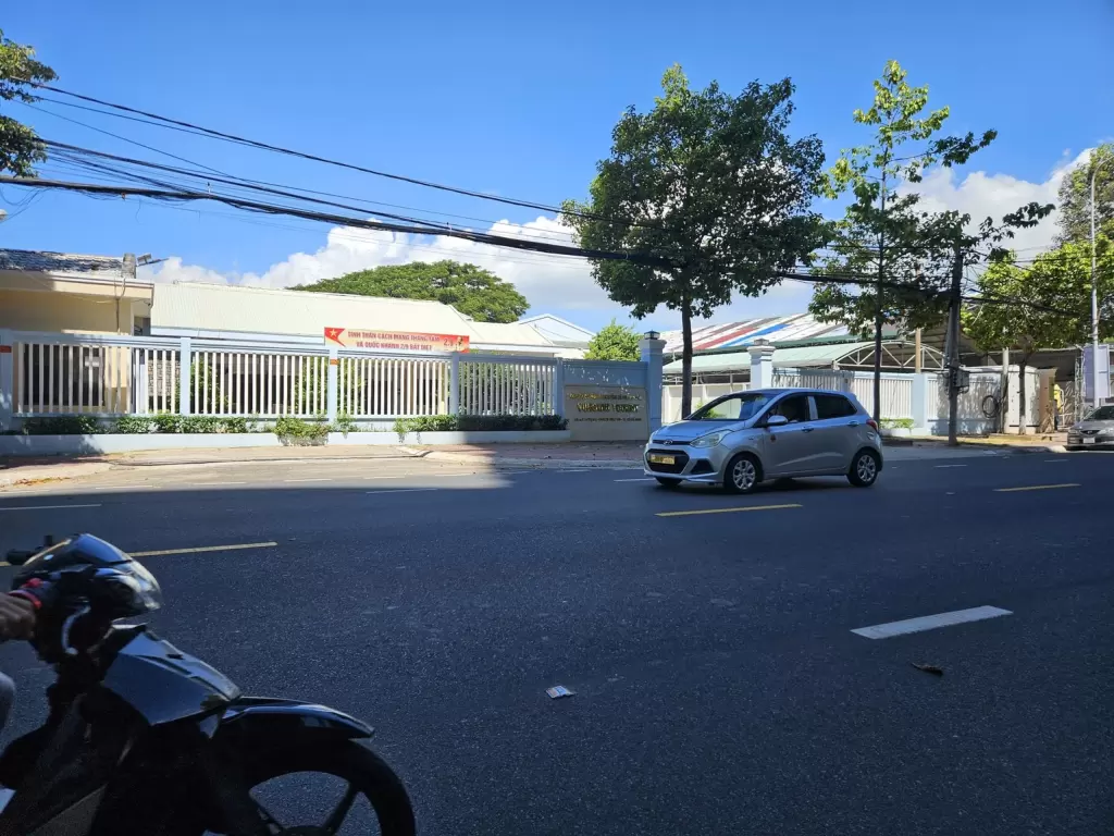 頭頓9處國有房產土地被收回並移交管理 · 報道配圖