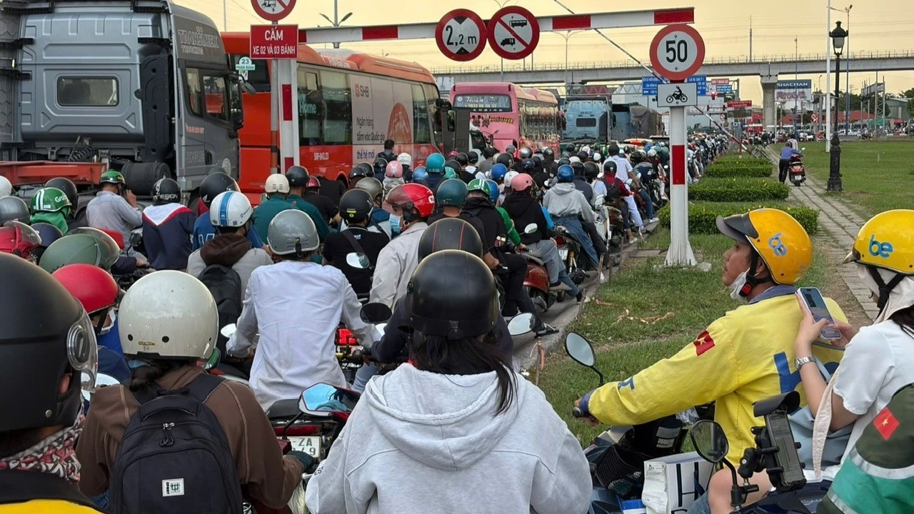 胡志明市确定28处交通拥堵风险点，拟分阶段至2030年治理 · 报道配图