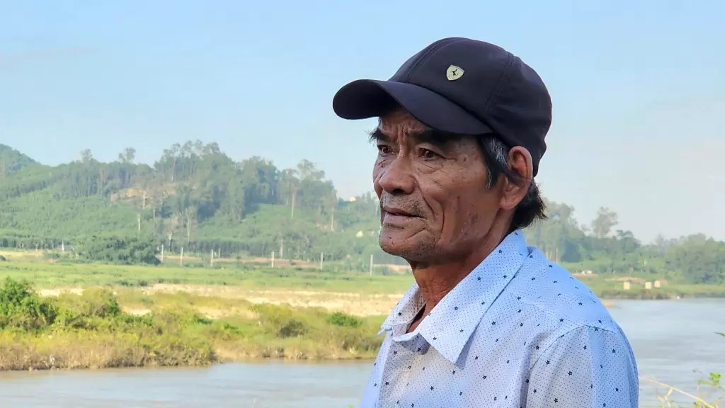 廣義省茶曲河岸滑坡加劇 逾3公頃農地流失並逼近民居 · 報道配圖