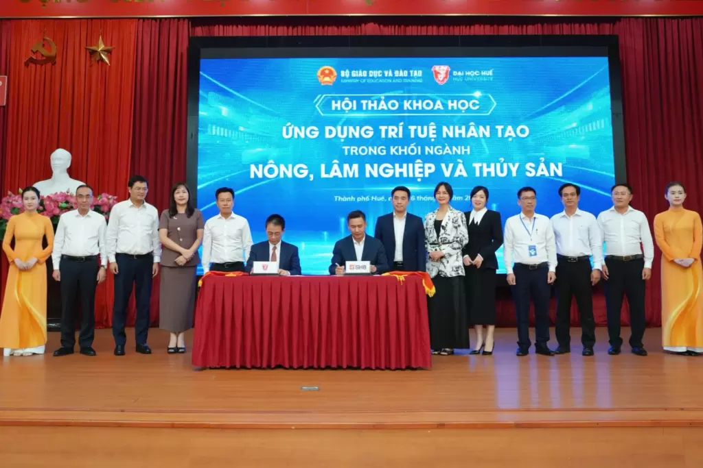 SHB与顺化大学签署合作协议,聚焦人才培养与人工智能 · 报道配图
