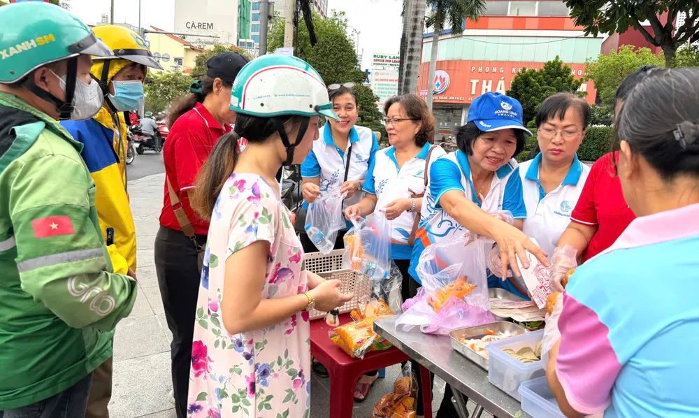 胡志明市春和坊“情義早餐”模式擬由每季改為每月舉辦 · 報道配圖