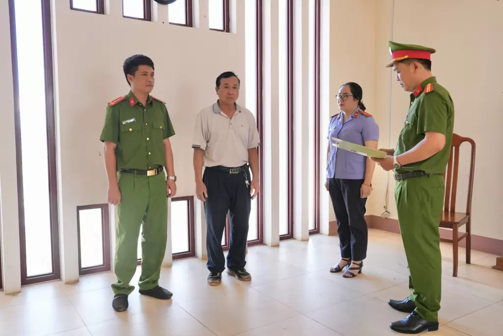 嘉莱警方起诉72岁男子涉嫌制售假冒咖啡粉