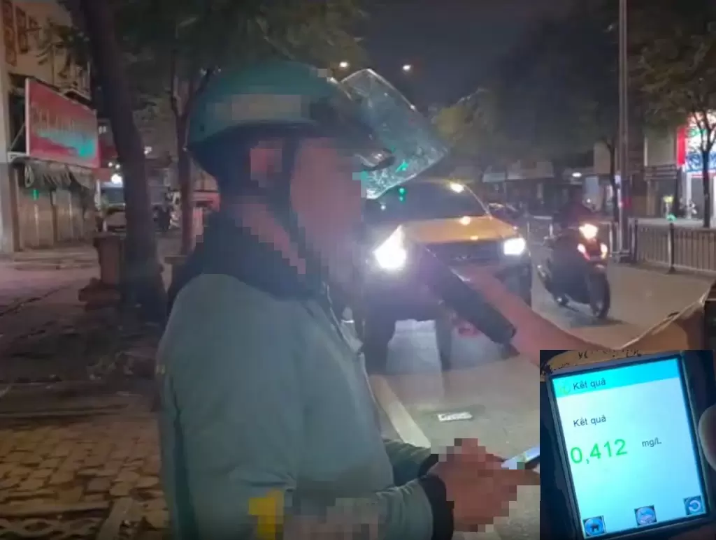 胡志明市多名网约车司机严重酒驾仍载客
