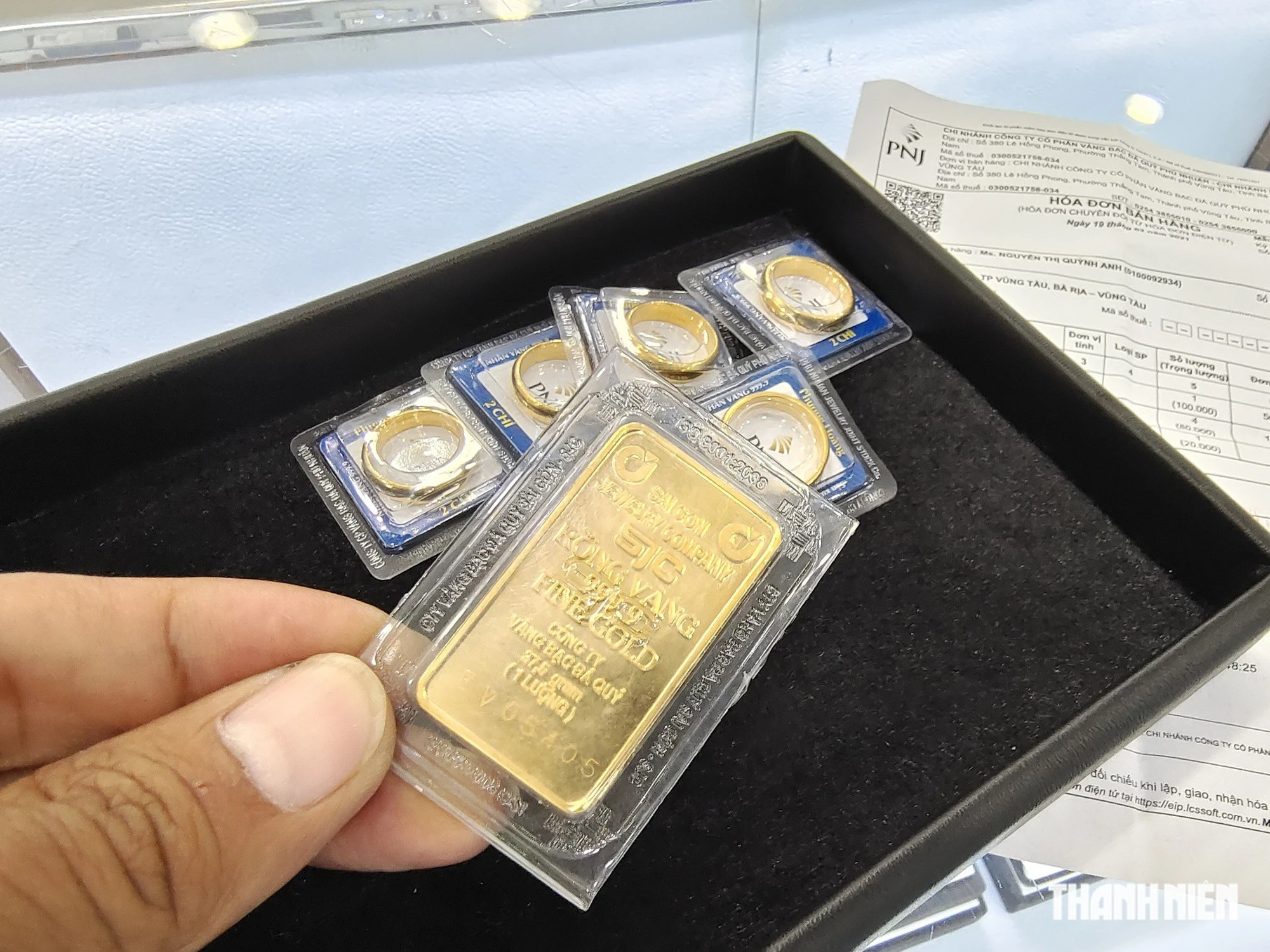 越南金价一周回落，SJC金条买入价降至1.406亿越南盾 · 报道配图