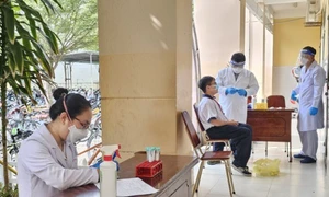 三名学生感染危险脑膜炎球菌后:医生紧急警告