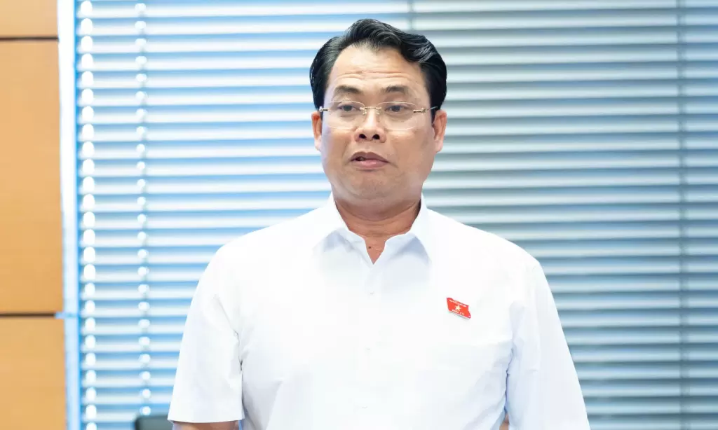 黄文雄代表