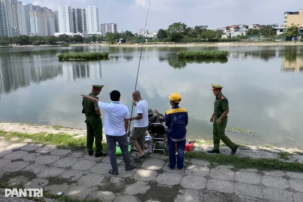 河内定功湖整治违规垂钓与占道经营,此前两人溺亡 · 报道配图