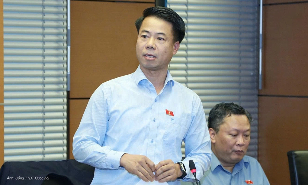 黄国庆代表