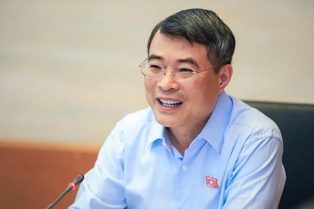 越南總理在國會稱房價地價將下降，代表關注購買力 · 報道配圖