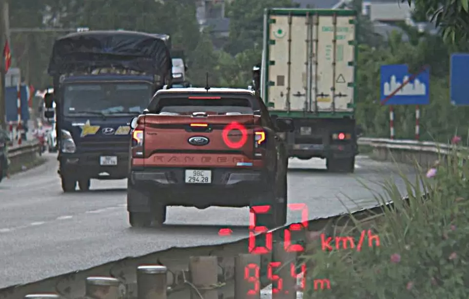 北寧交警公佈一週448起超速抓拍記錄 · 報道配圖